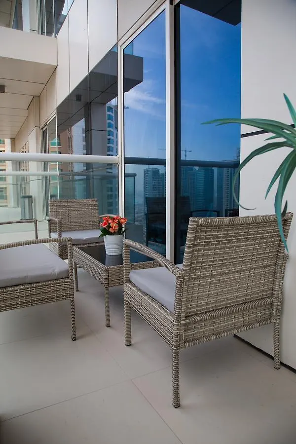 Appartement Higuests Vacation Homes - West Avenue Dubai